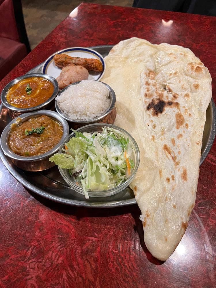 アジアンダイニング&バー グラス 本店