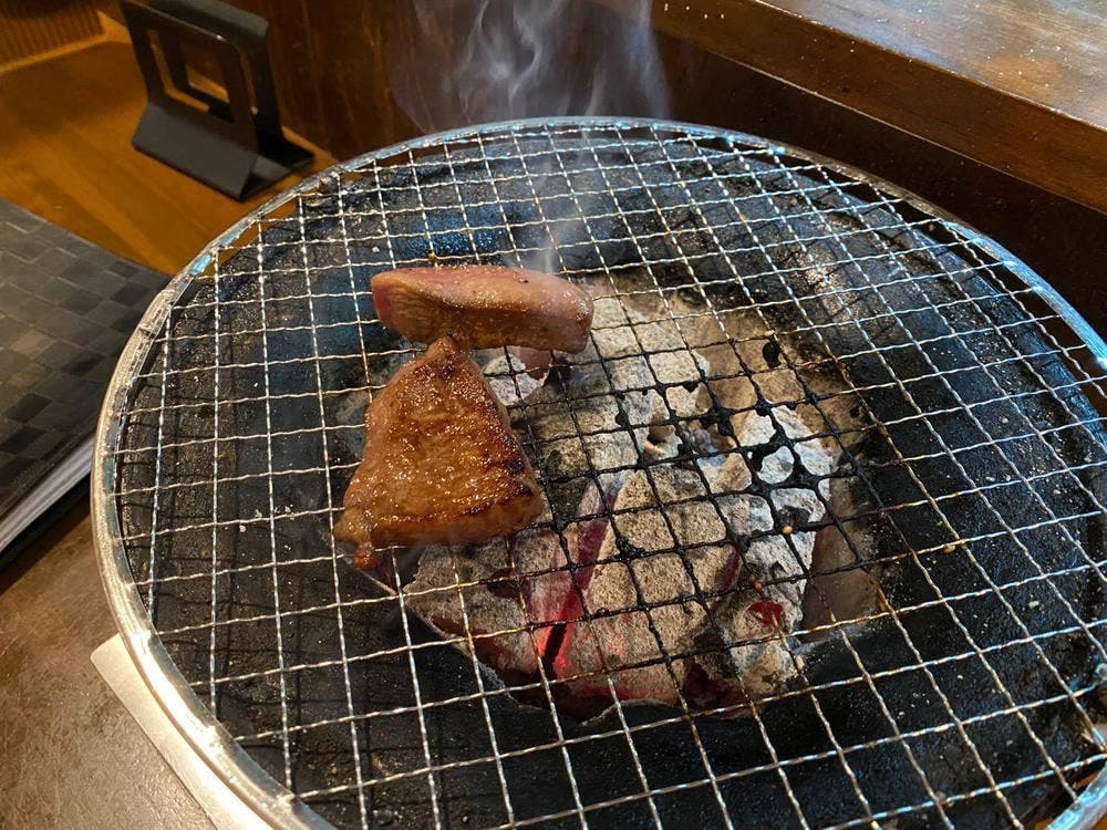 炭火焼肉 肉ヤス