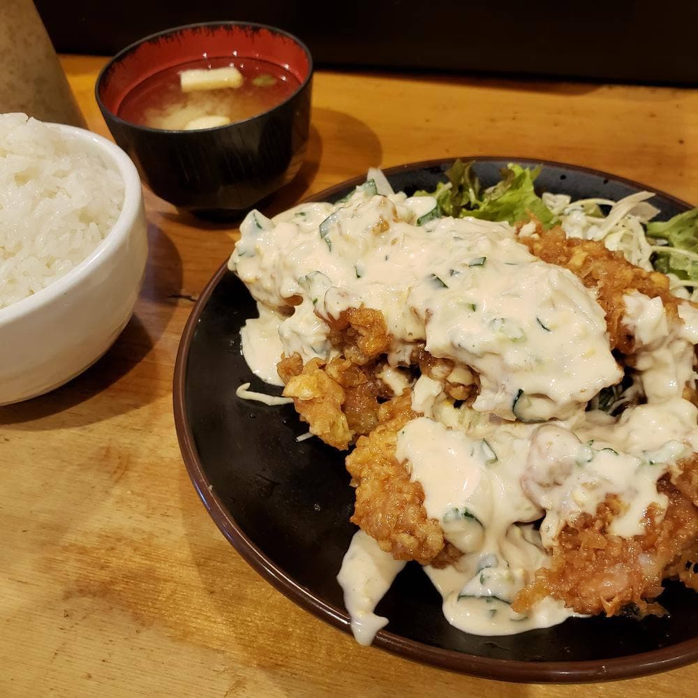 丼や たつみ