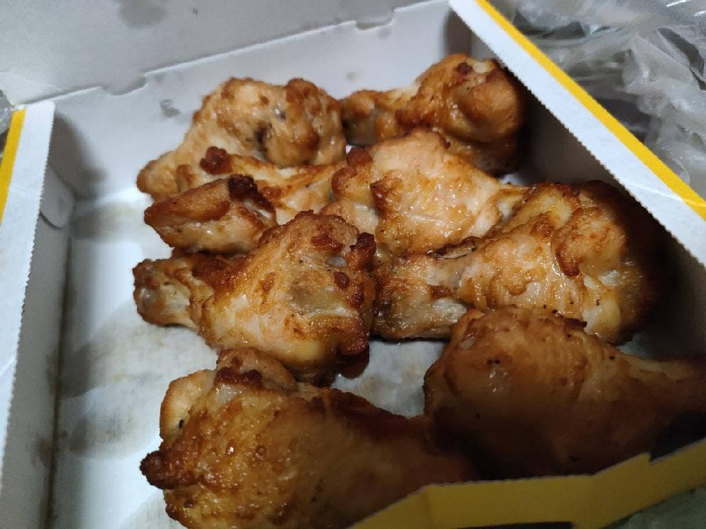 Wing Street 忍ケ丘駅前店