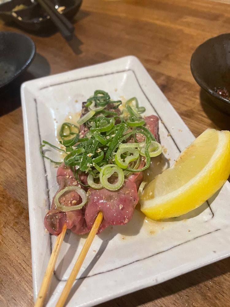 炭火焼鳥 つなぐ