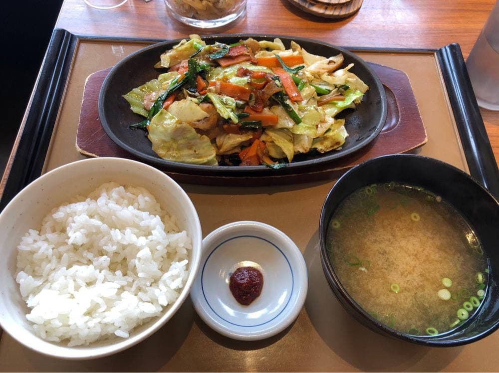 やよい軒 松崎店