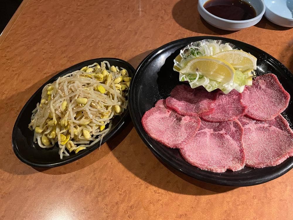 炭火焼肉 七輪 箕面小野原店