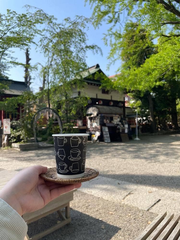 珈琲屋台 風薫る神社なおきち