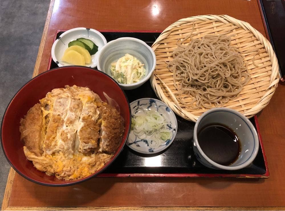 尾張屋 神田富山町店