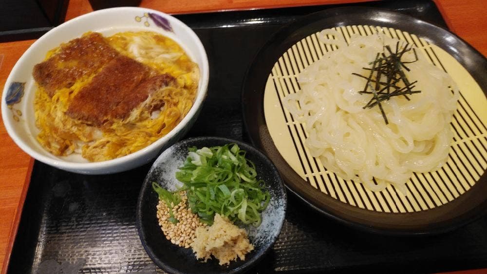 豊前裏打ち会うどん仁兵衛