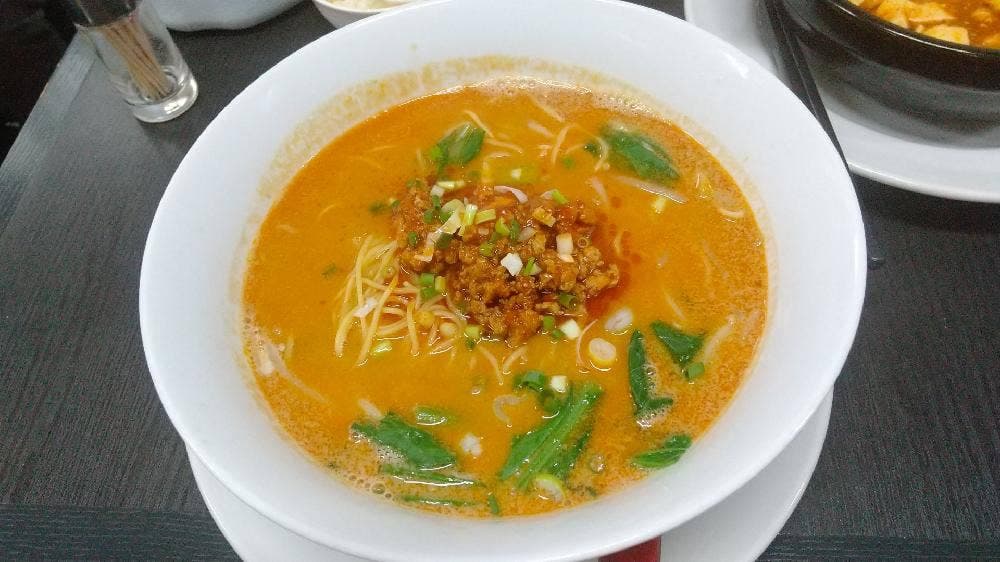 広東料理 平安飯店