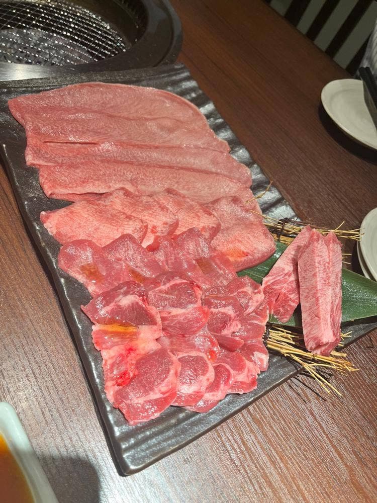 牛タン焼肉 本町肉倶楽部 tongue be たんべえ