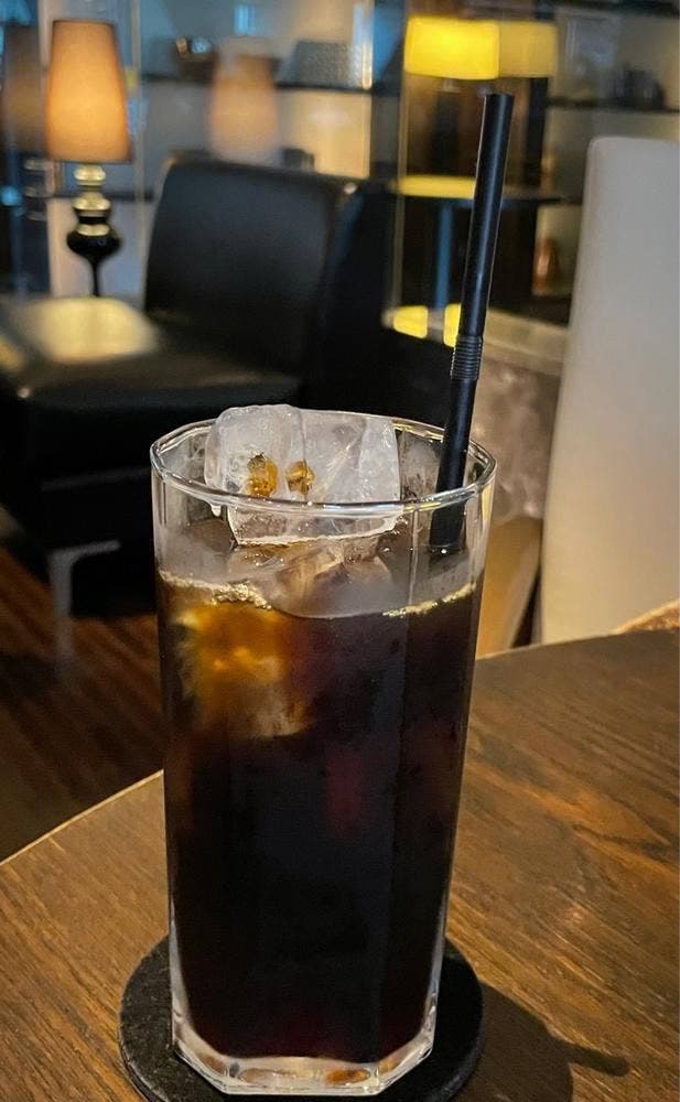 ゼックストウキョウ ザ バー&カフェ