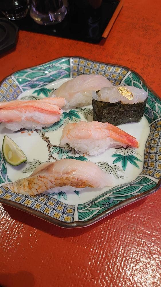 金沢まいもん寿司 マークイズ福岡ももち