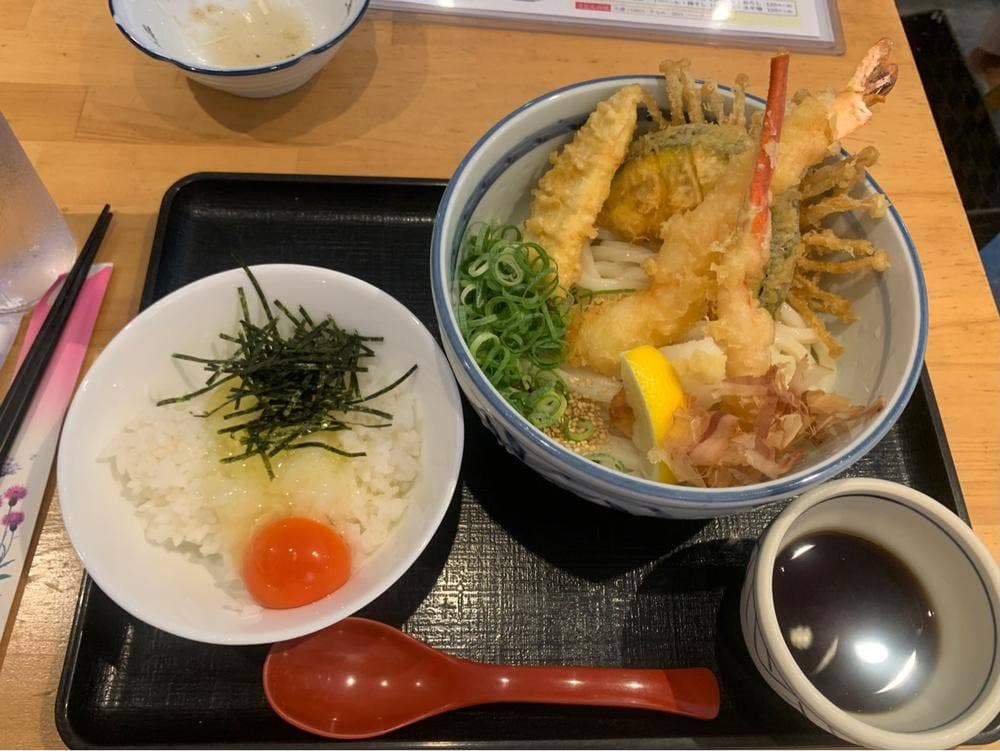 讃岐のおうどん花は咲く 若松河田店