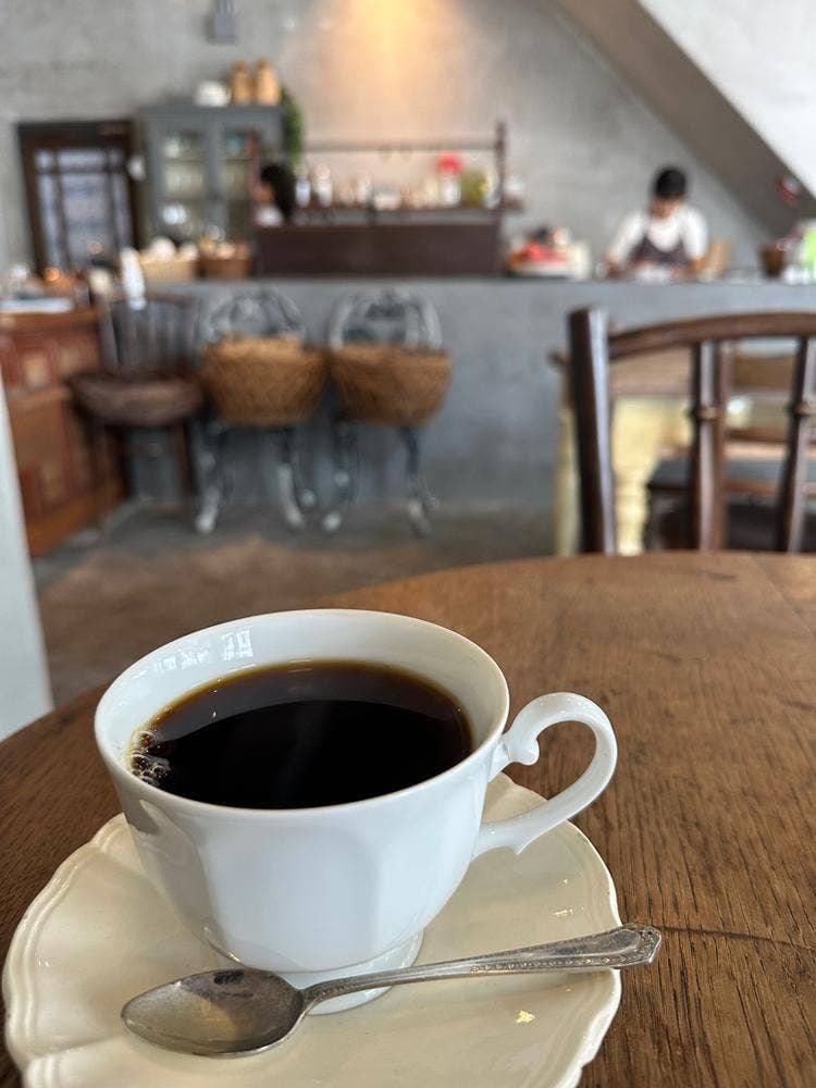 raw sweets cafe abondance