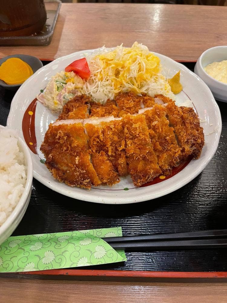 鳥良商店 平塚パールロード店