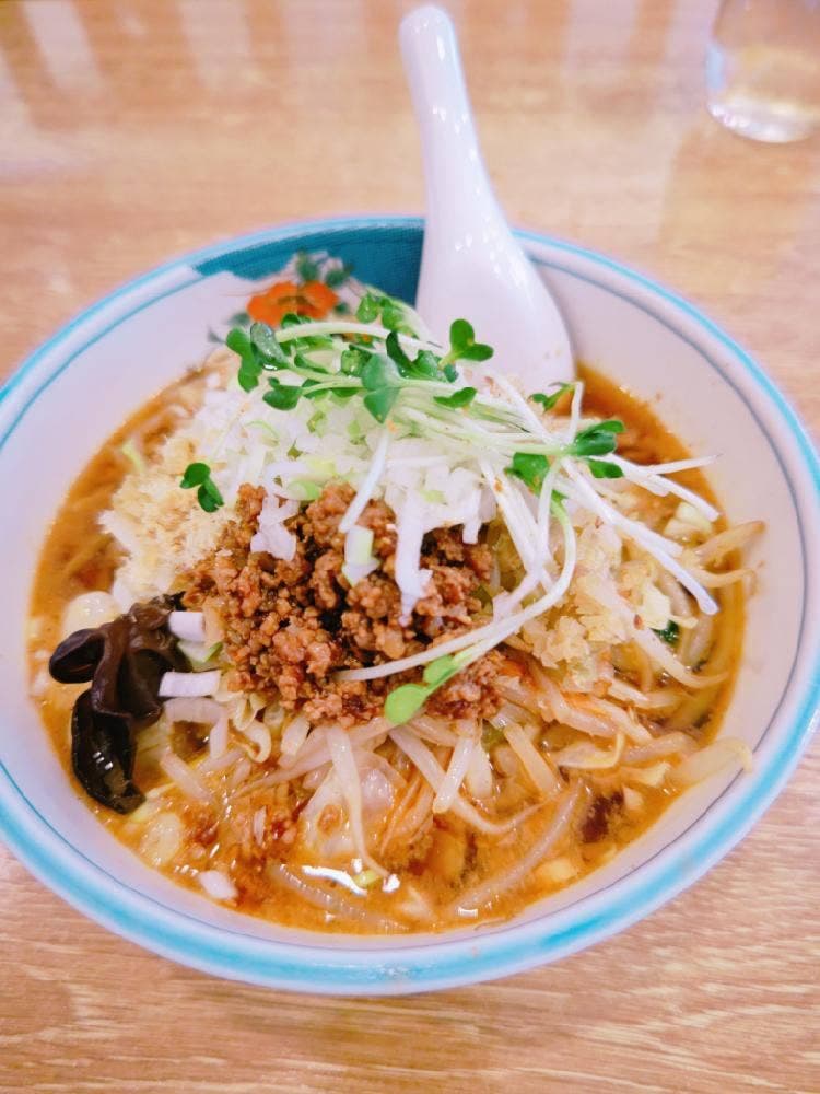 パンダ 梅屋敷店