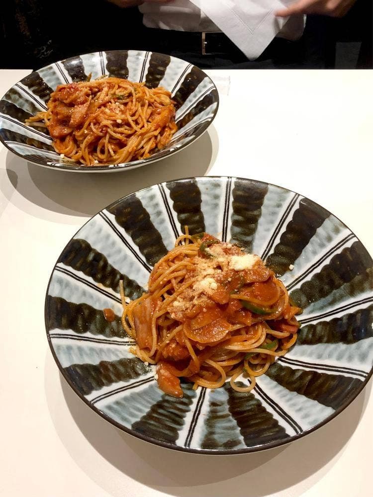 壁の穴 そごう横浜店