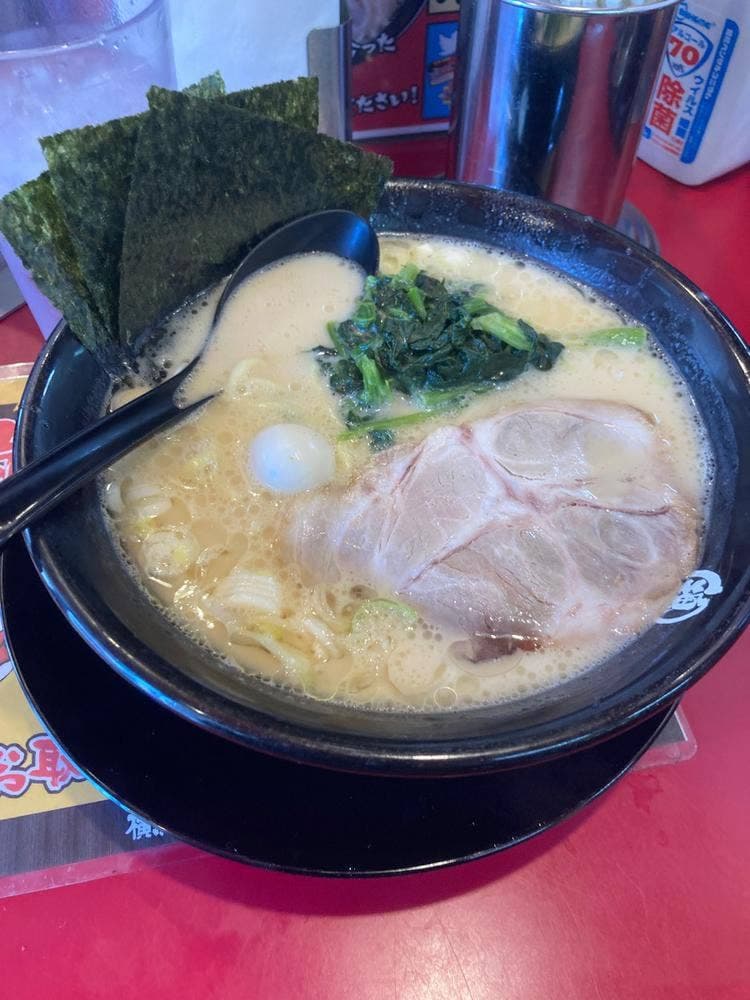 横濱家系ラーメン 大和家 日野店