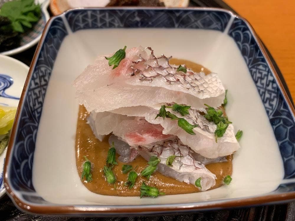 東いち