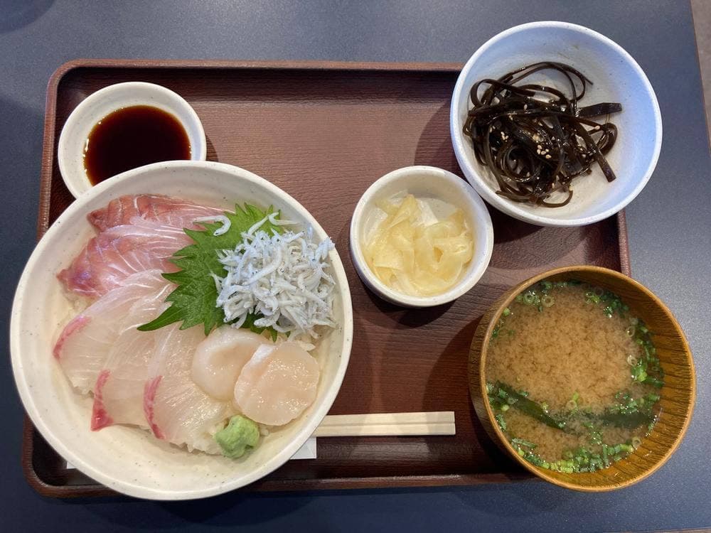 ごはんや とと源