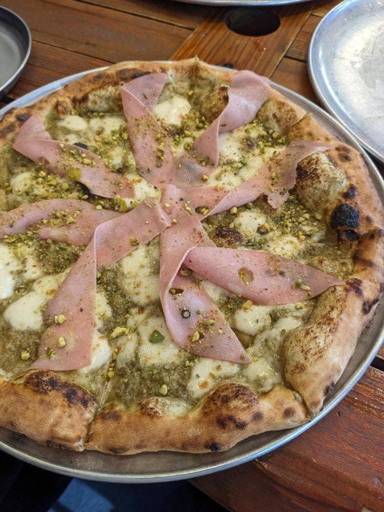 Pizzeria Lugara