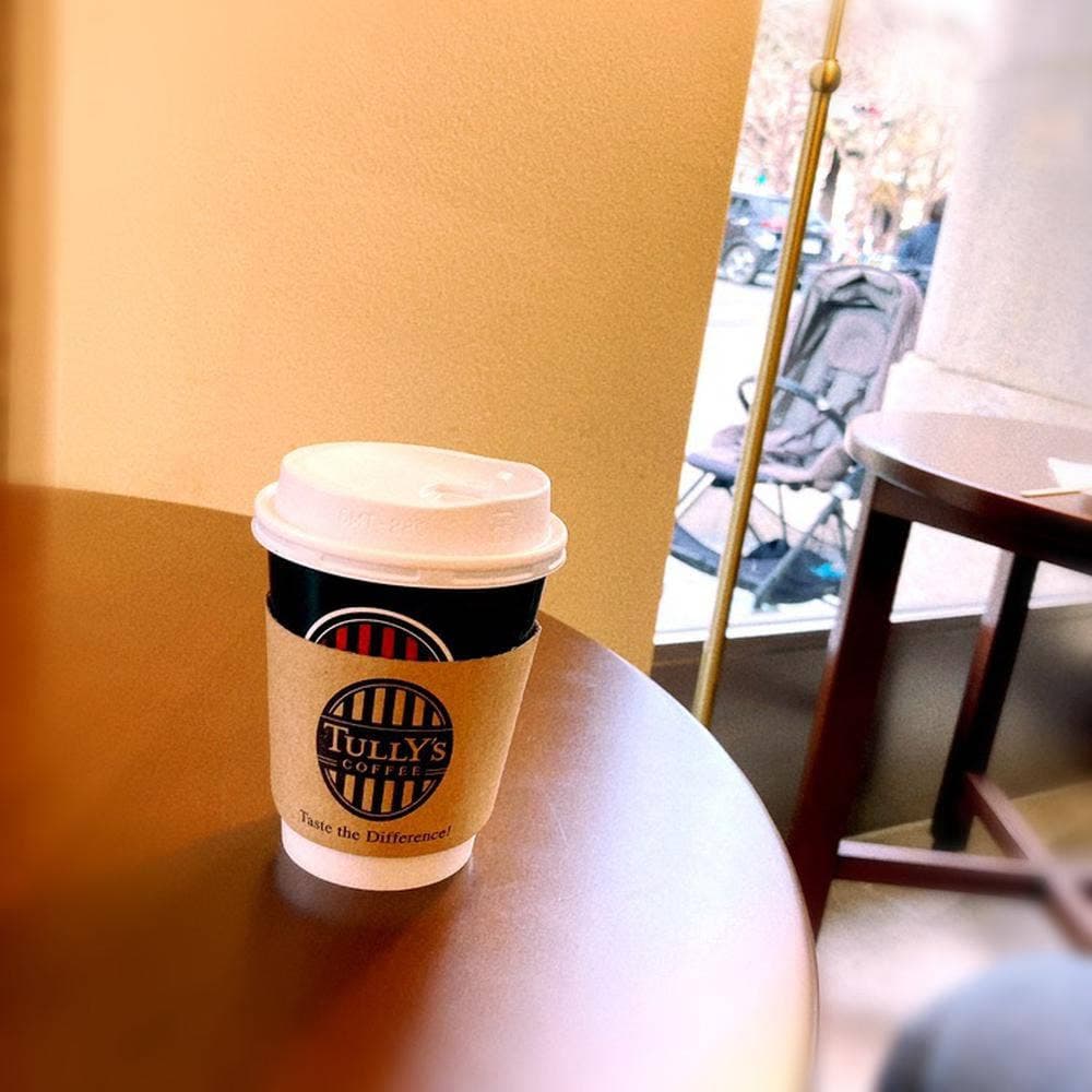 タリーズコーヒー 日本大通り店