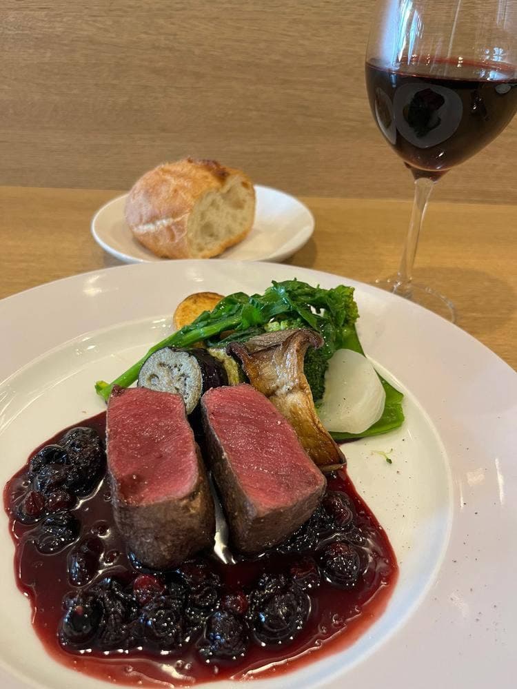 Bistro Nemo.
