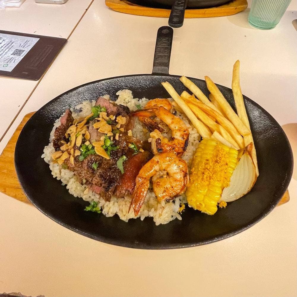 モクオラ ディキシー ダイナー 新宿ルミネエスト店