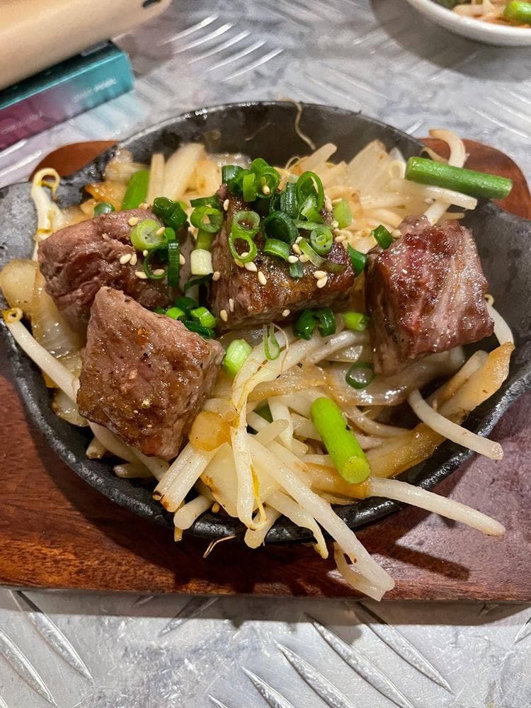 くわ焼鉄板 ロクデナシ酒場 野毛食道楽