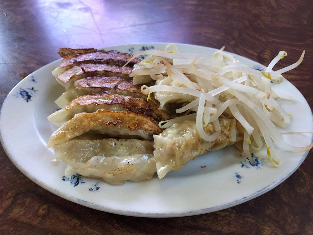 ぎょうざの店もり