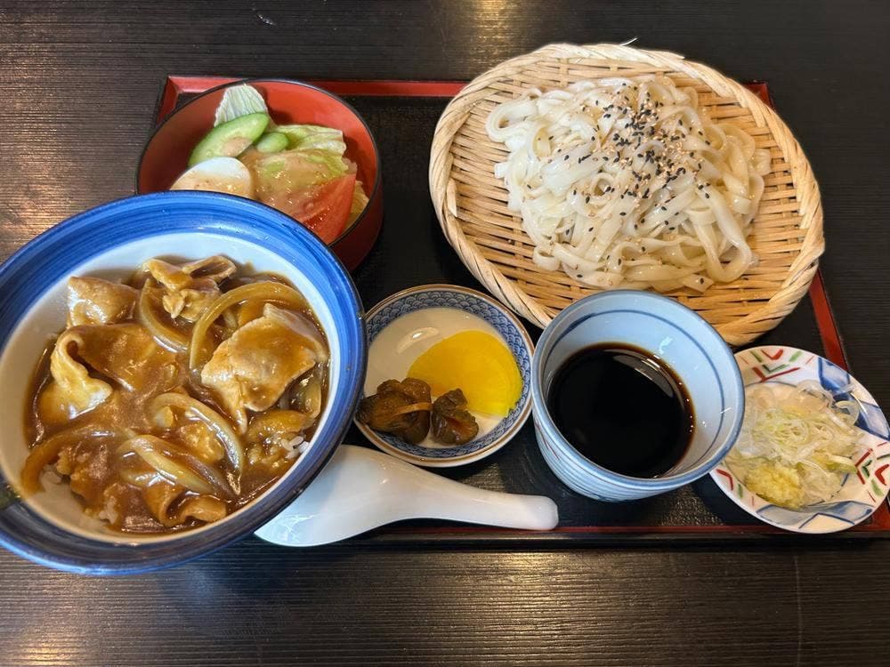 尾張屋きしめん店