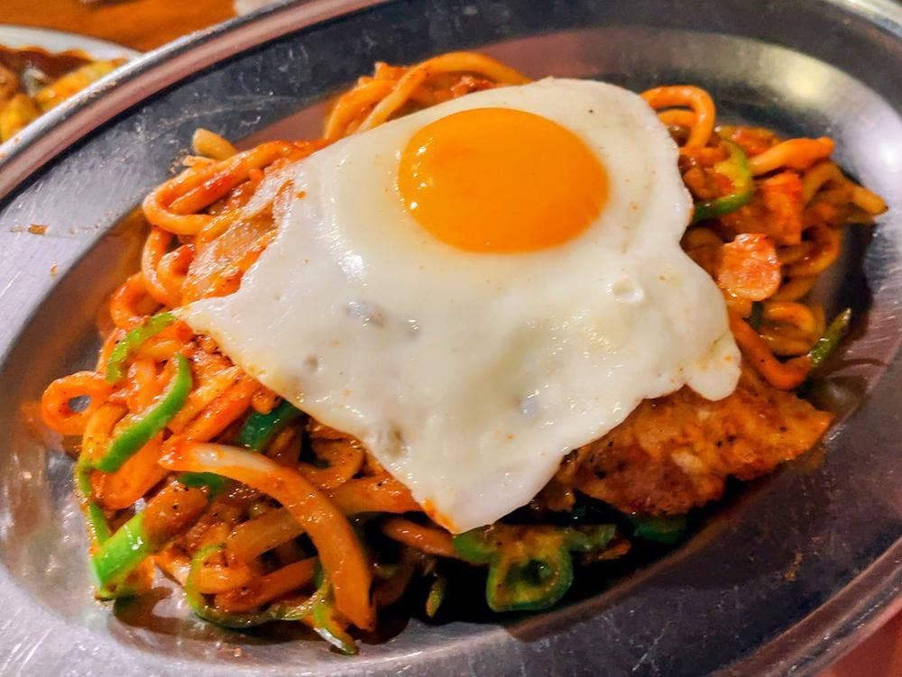 野毛焼きそばセンター まるき 野毛本店