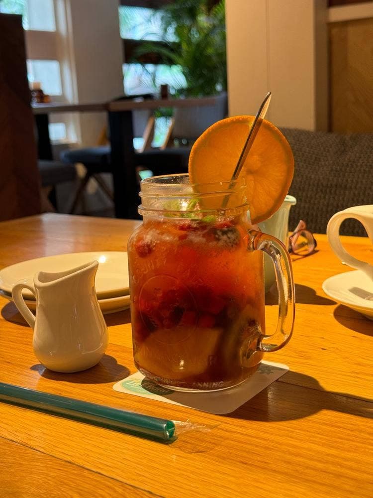 ハワイアンダイニング&カフェ ラ・オハナ権太坂店