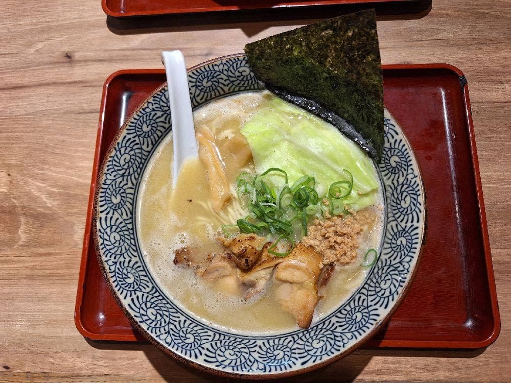 鶏そば かぐら屋 本店