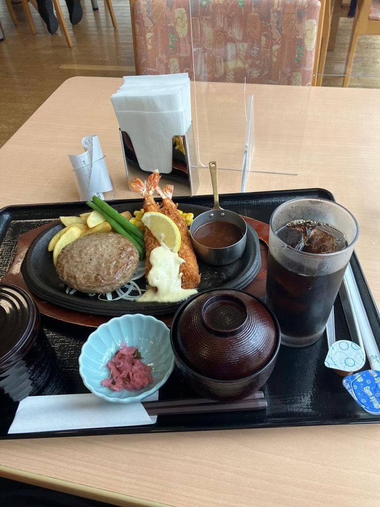 レストランROYAL