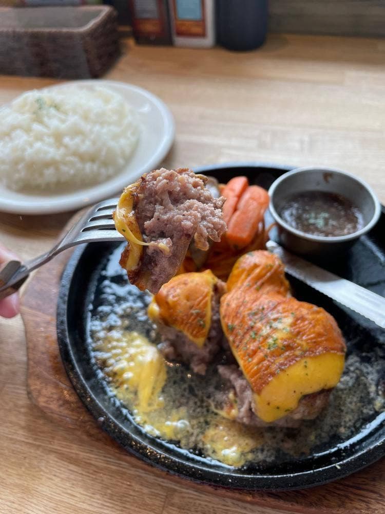 ステーキ&ハンバーグ ひげ 南6条店