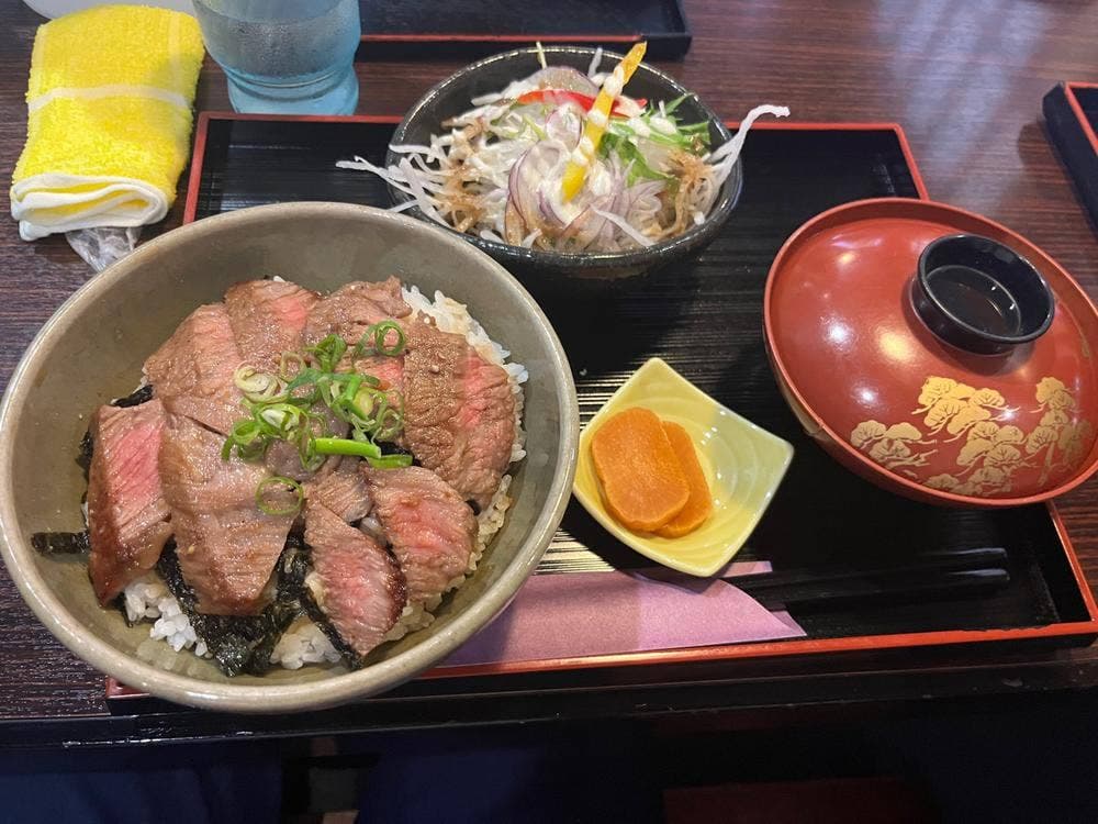 てっぱん焼き・個室宴会 伊賀牛 みその