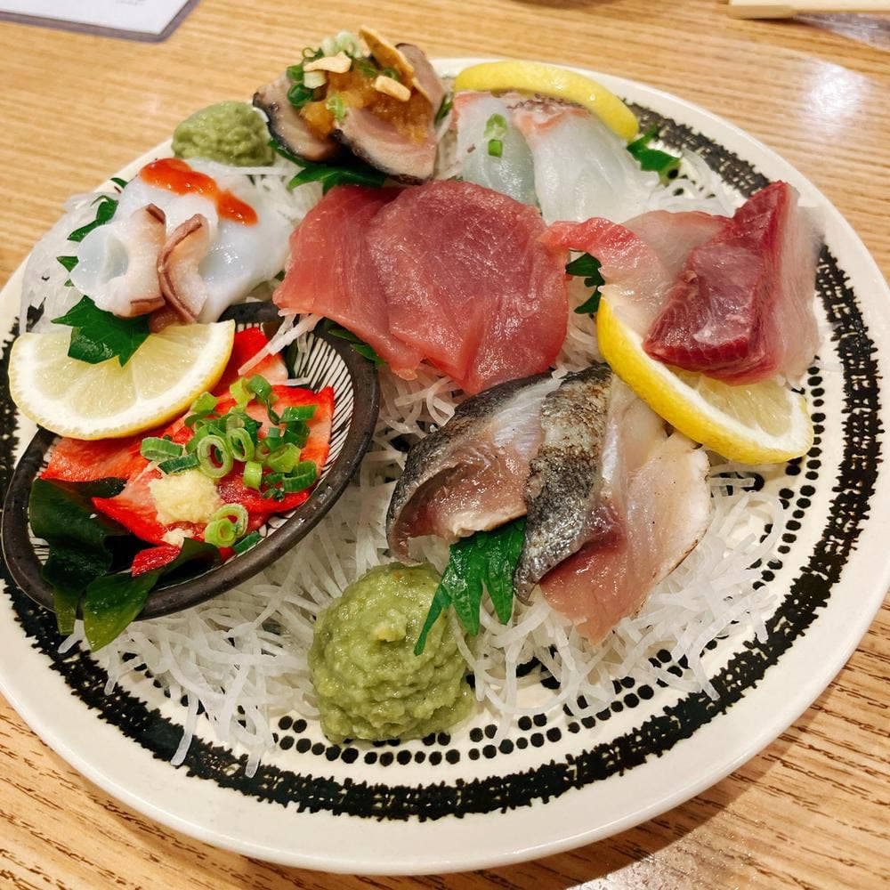 魚屋スタンド ふじ 新なにわ大食堂店