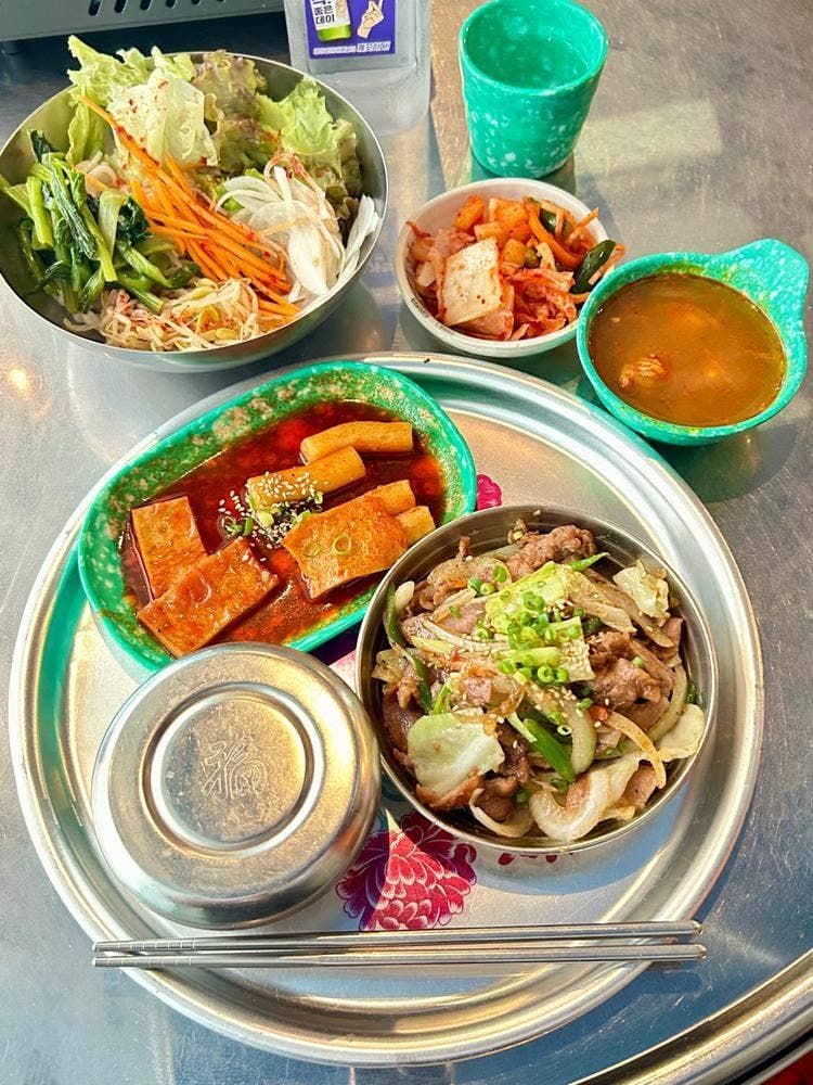 モナミ食堂 恵比寿店