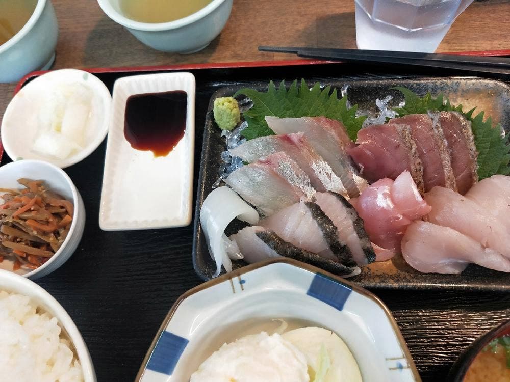 めし処 ぐっさん 波子店