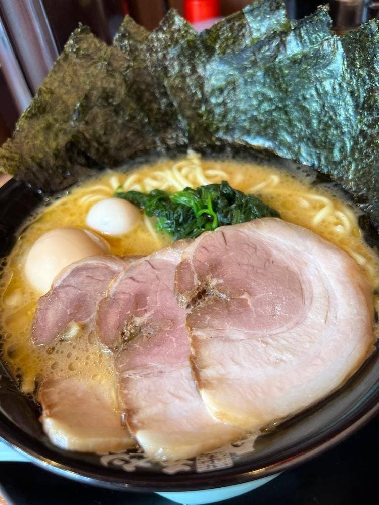 横浜家系ラーメン 町田商店 水道橋店