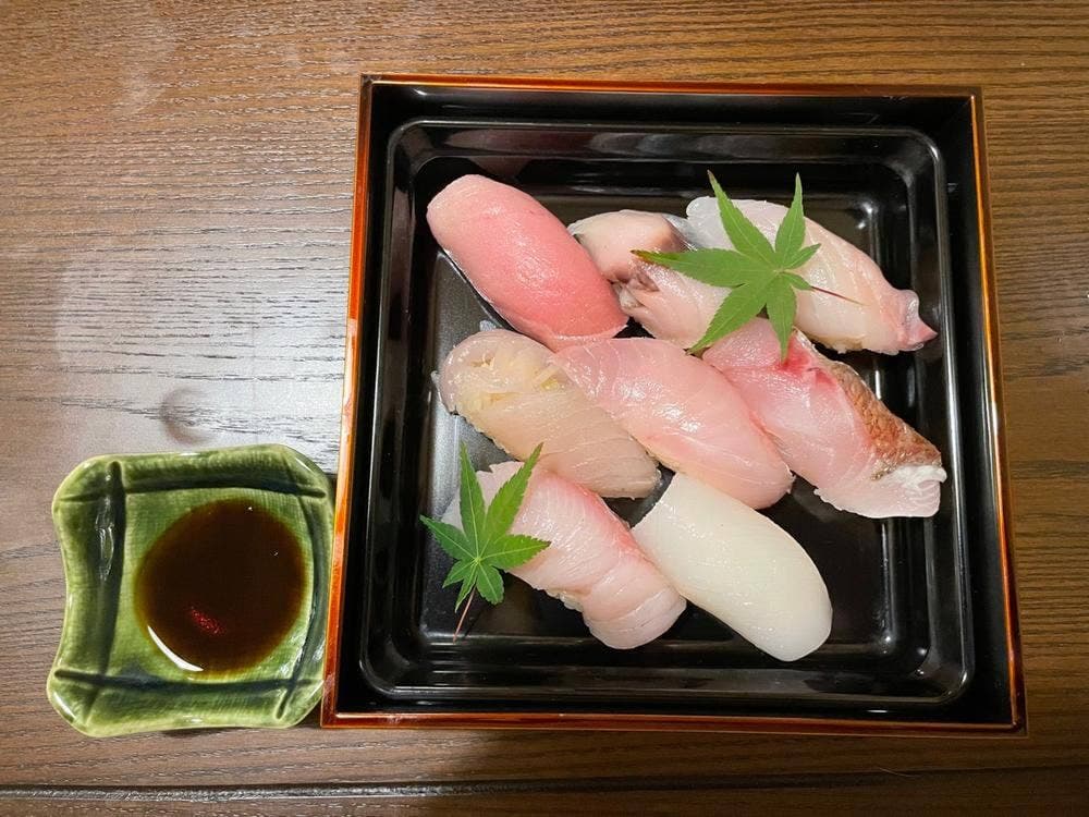寿司割烹 みつば