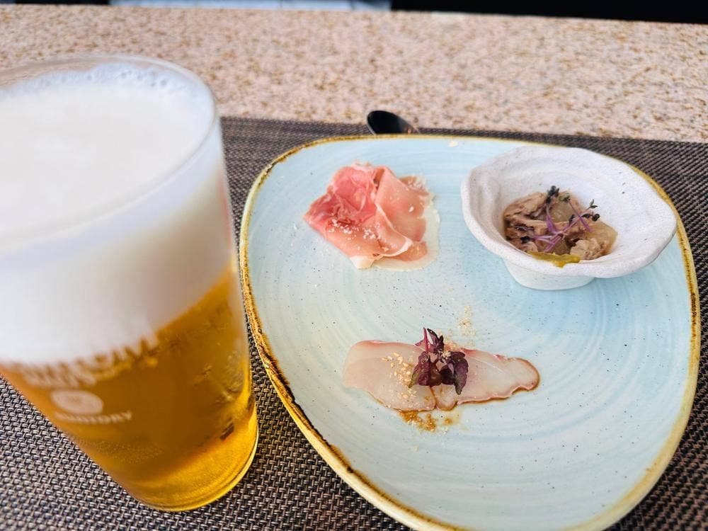 Teppanyaki×Wine あかくろ