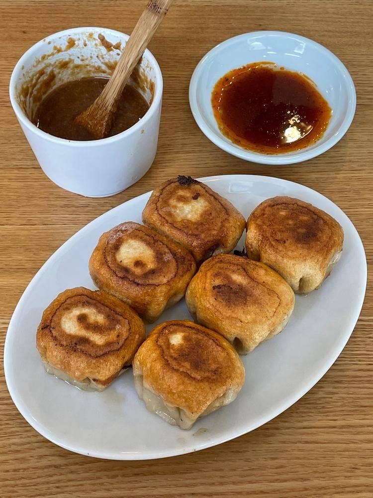 能登まるまる餃子店