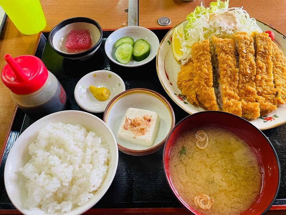 お食事処 りんどう
