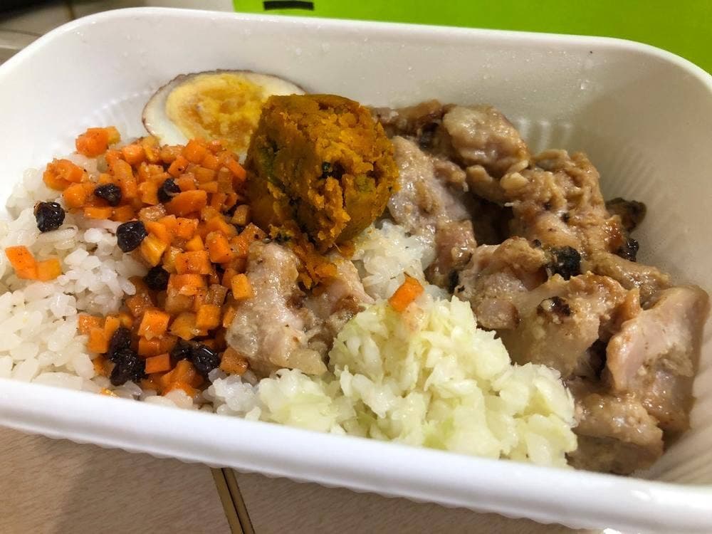 BOWLS 新東京ビル