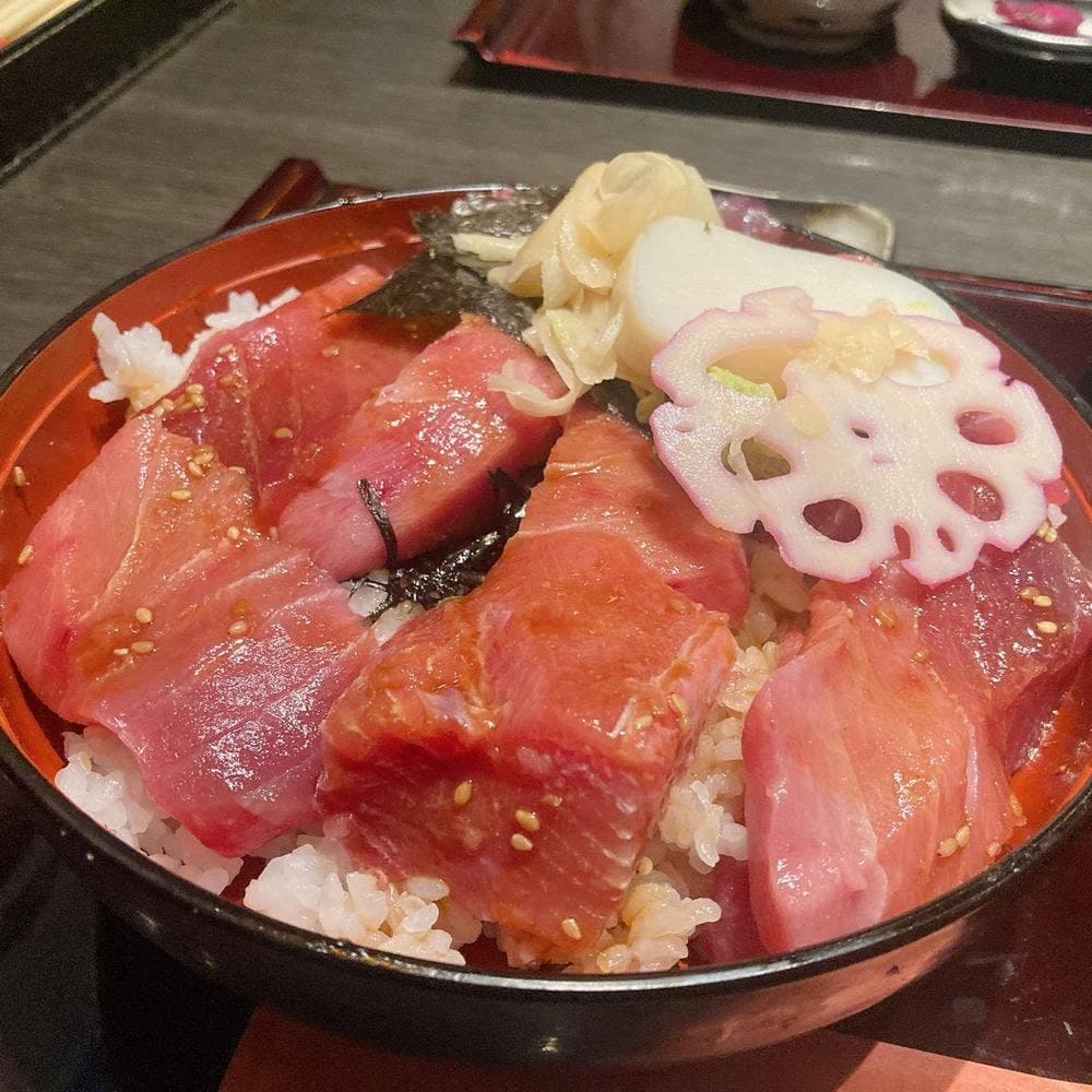 豊洲鮪仲卸直営店 鮮菜魚 早瀬