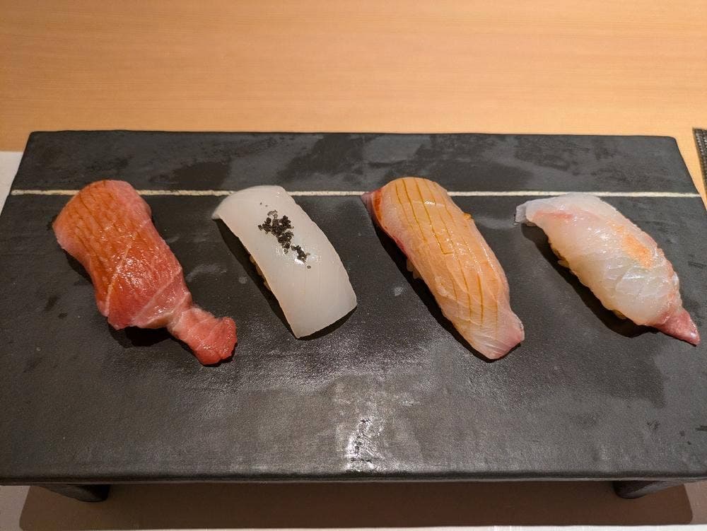 上野 榮