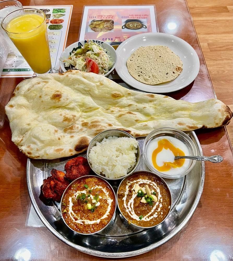 インドレストラン&バー・クリスナパレス