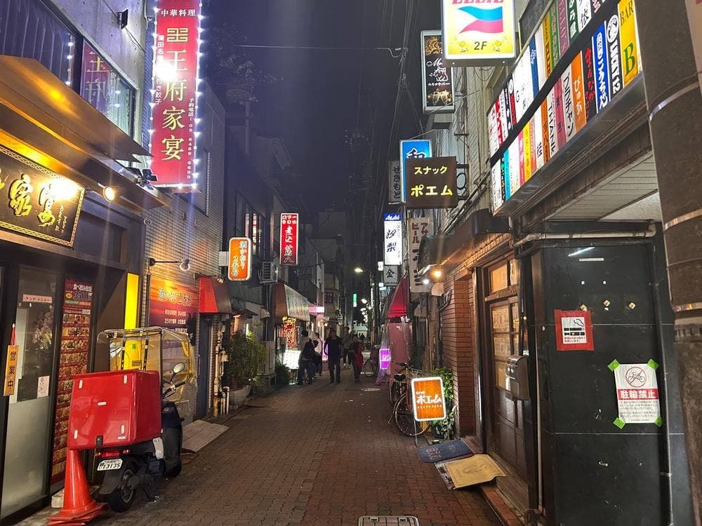 とまり木 マントルピース