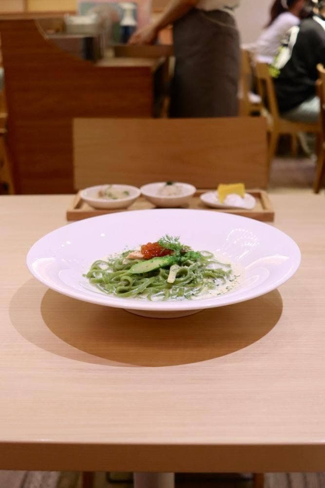 めん、色いろ。いつでも、おやつ。