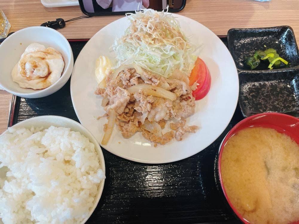 たらふく亭